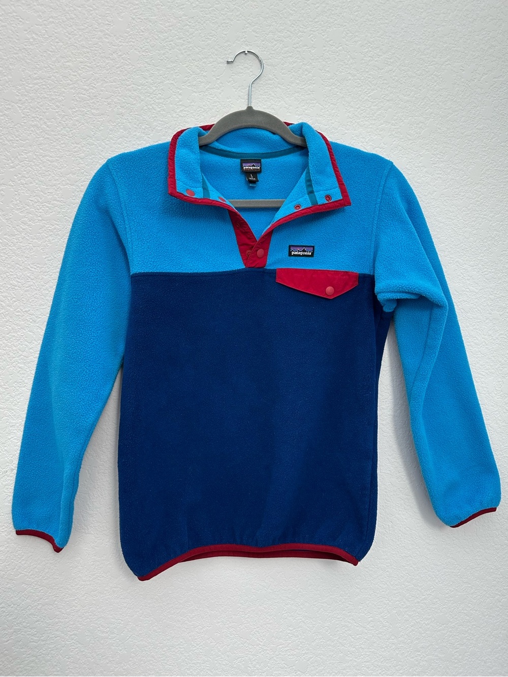 Patagonia Boys L 12 Synchilla Snap-T Fleece Pullover Blue Red STY65571 FA15